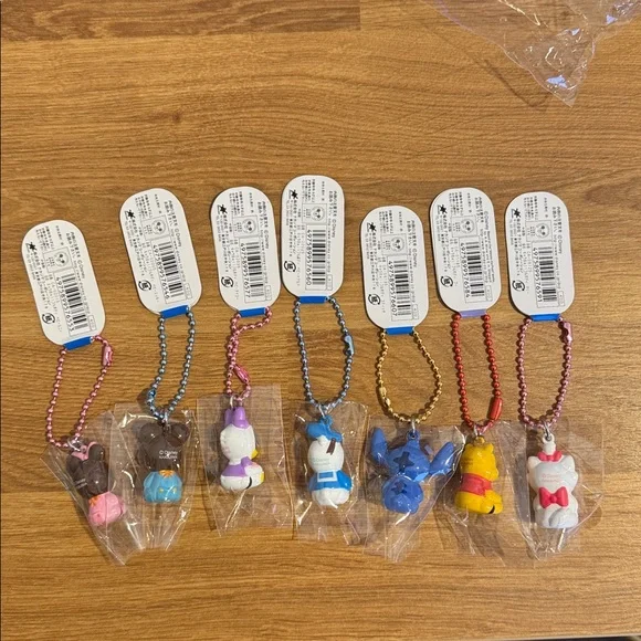 Set of 7 Disney Blue Tag Character Charm Collection (Brand New) - Picture 2 of 4